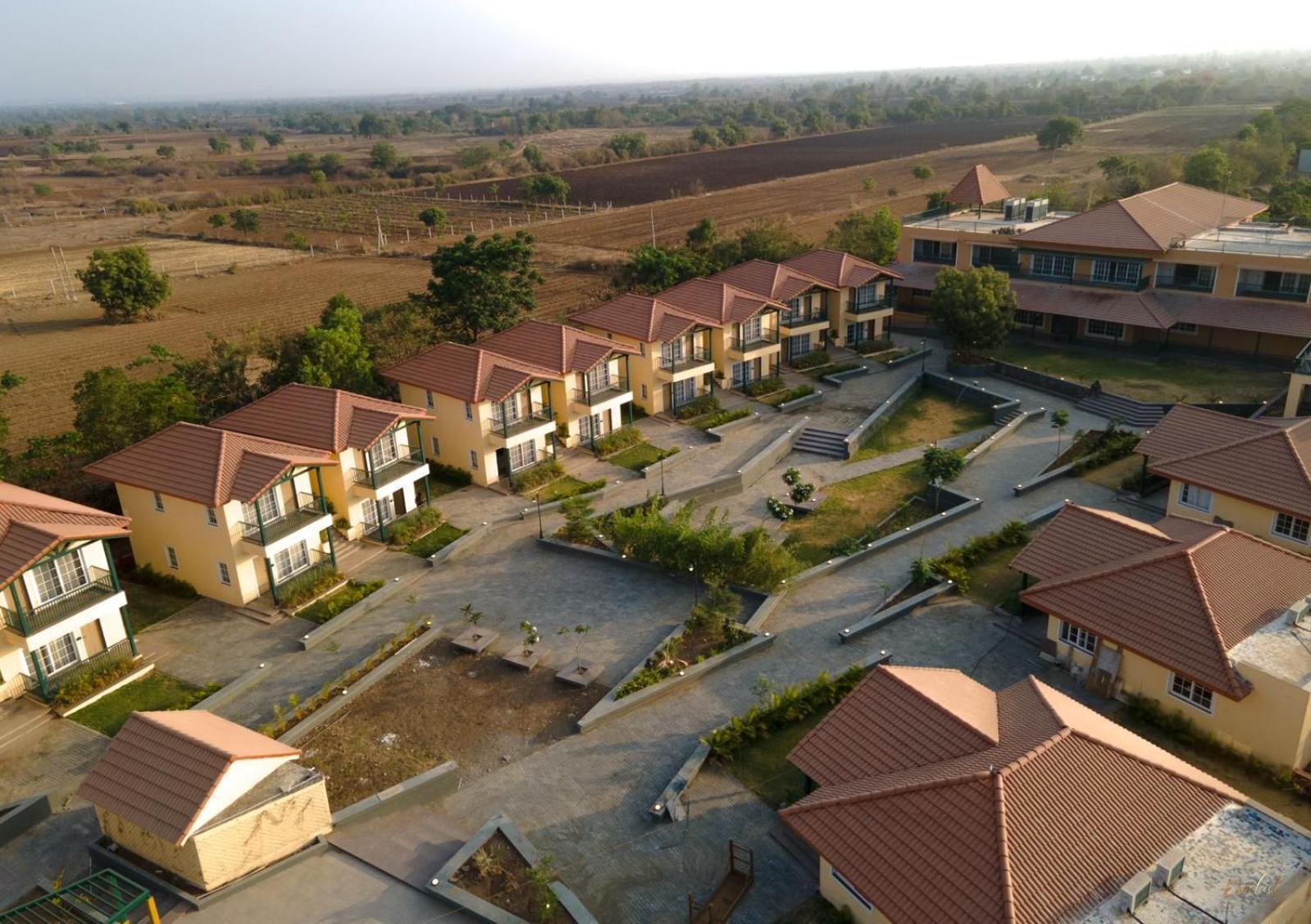 The Fern Wisteria Resort, Dhari 외부 사진
