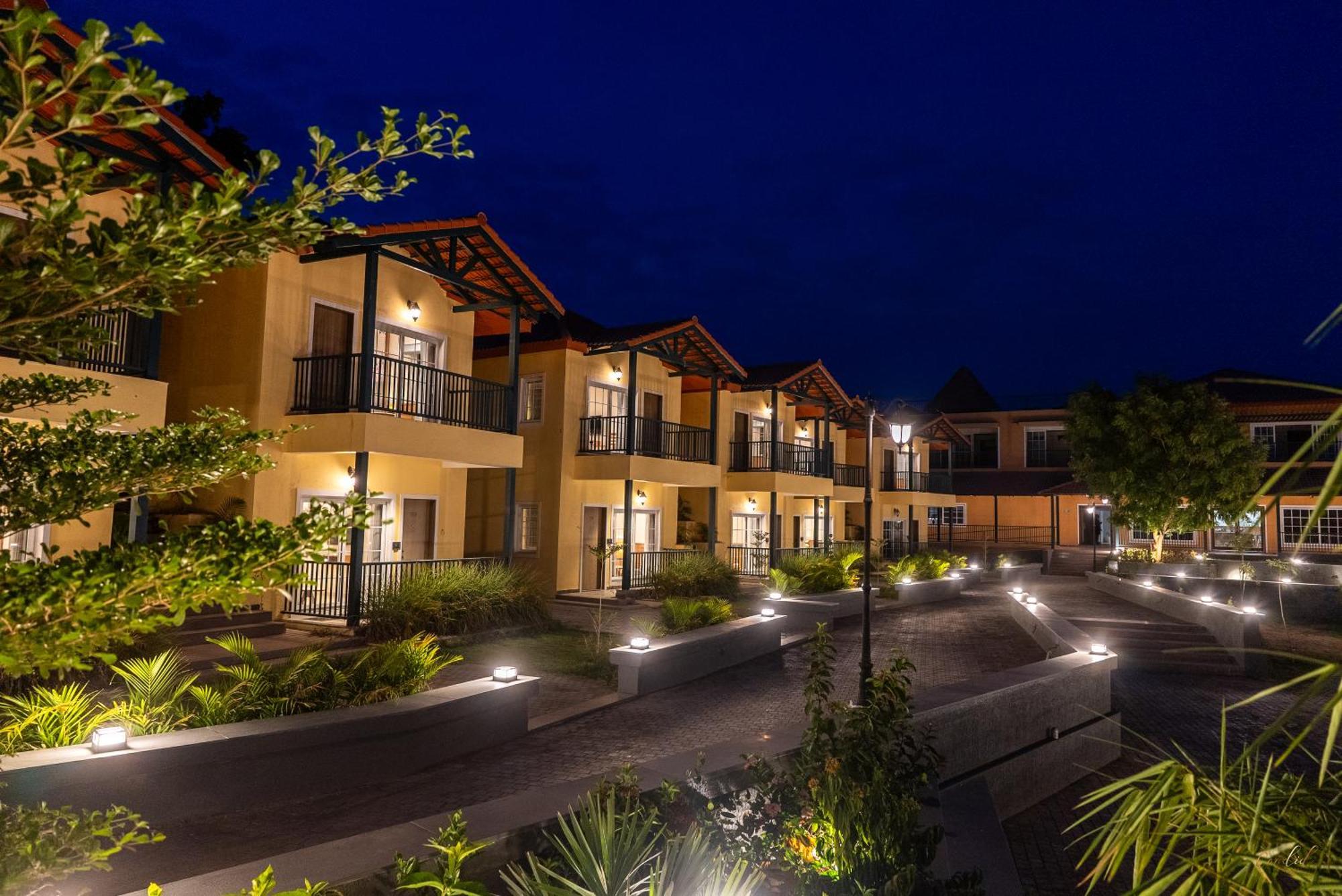 The Fern Wisteria Resort, Dhari 외부 사진